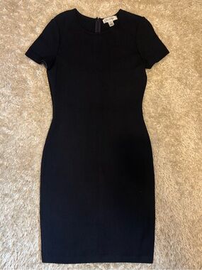 St. John Navy Blue Short-Sleeve Knit Sheath Dress